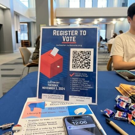 how do i register to vote